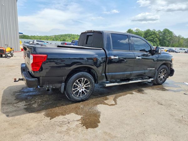 2021 NISSAN TITAN