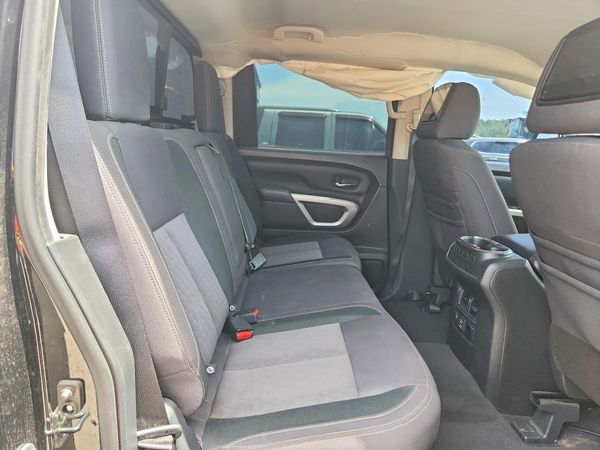 2021 NISSAN TITAN