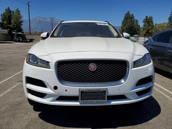 2019 JAGUAR F-PACE Prestige