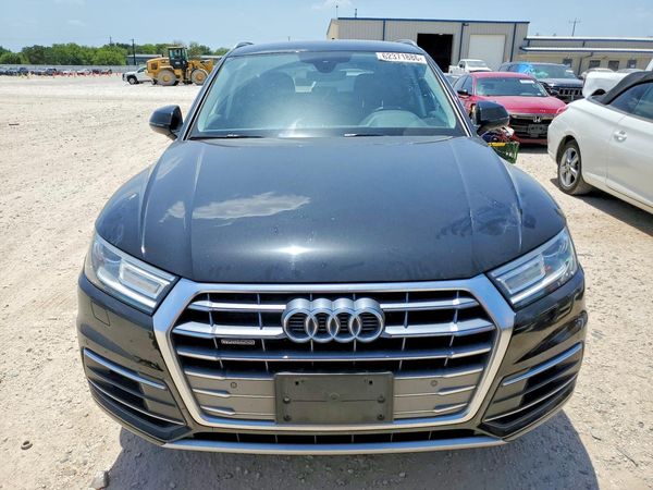 2020 AUDI Q5 quattro Premium