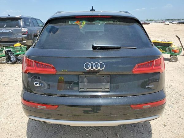 2020 AUDI Q5 quattro Premium