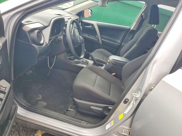 2018 TOYOTA RAV4 Adventure/XLE