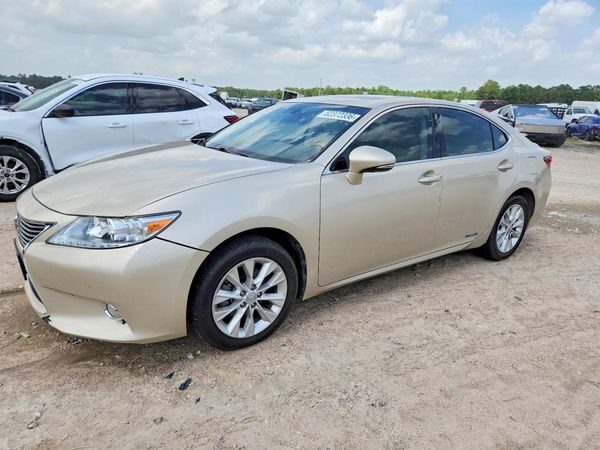 2013 LEXUS ES 300h