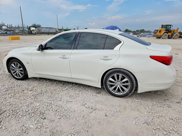 2017 INFINITI Q50 — DSRA