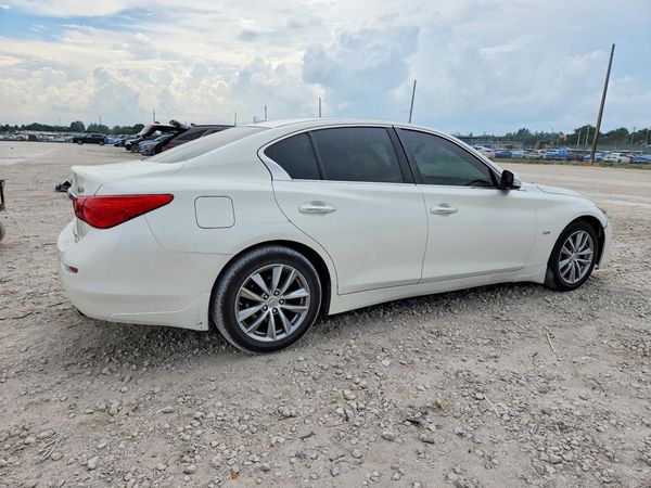 2017 INFINITI Q50 — PSRA