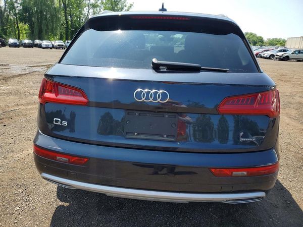 2019 AUDI Q5 quattro Premium Plus