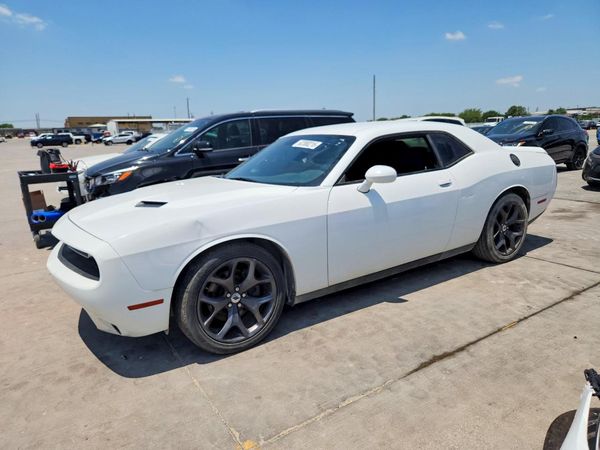2017 DODGE CHALLENGER SXT