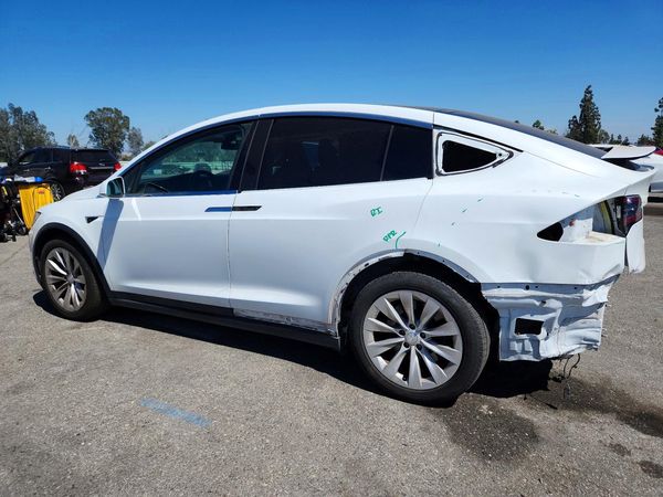 2018 TESLA MODEL X