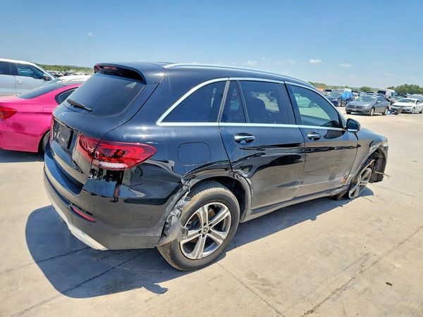 2021 MERCEDES-BENZ GLC GLC300