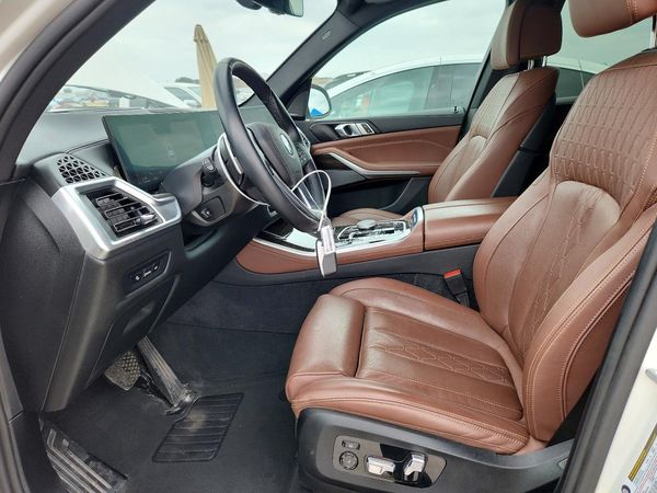 2025 BMW X5 xDrive50e