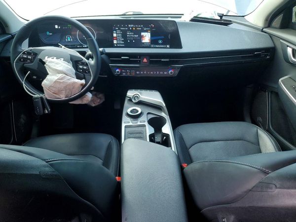 2023 KIA EV6 Light, Wind