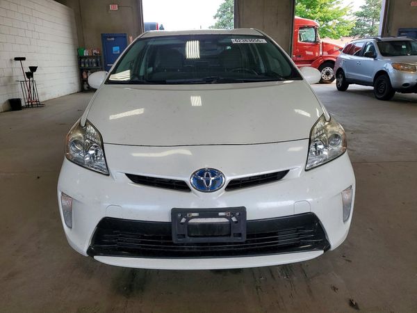 2014 TOYOTA PRIUS