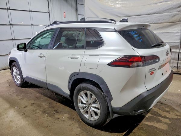 2026 TOYOTA COROLLA CROSS LE