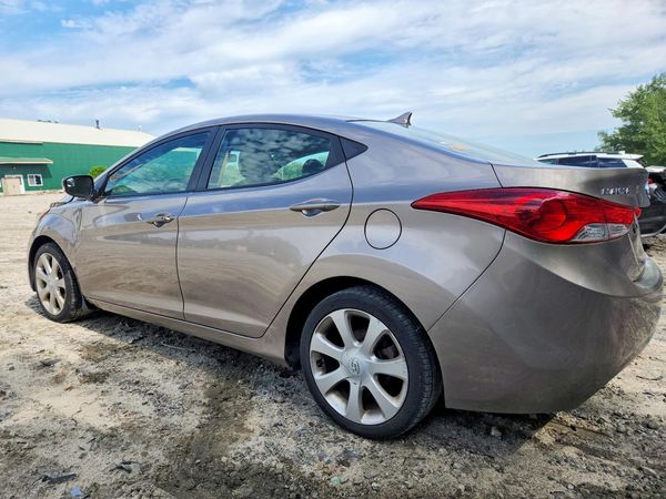 2012 HYUNDAI ELANTRA