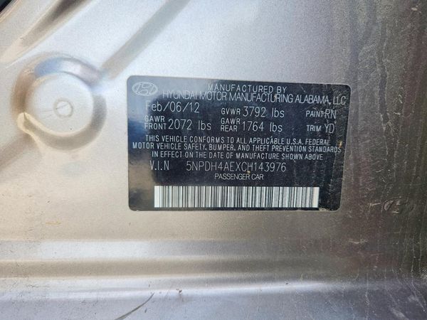 2012 HYUNDAI ELANTRA