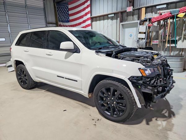2019 JEEP GRAND CHEROKEE Laredo
