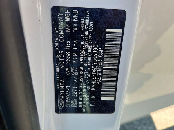 2024 HYUNDAI ELANTRA SEL w/ Convenience Pkg