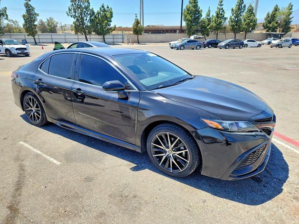 2024 TOYOTA CAMRY