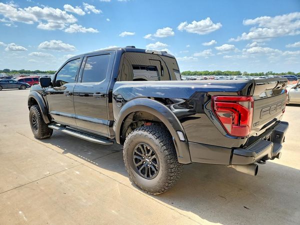 2024 FORD F150