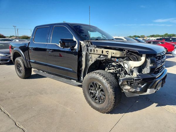 2024 FORD F150