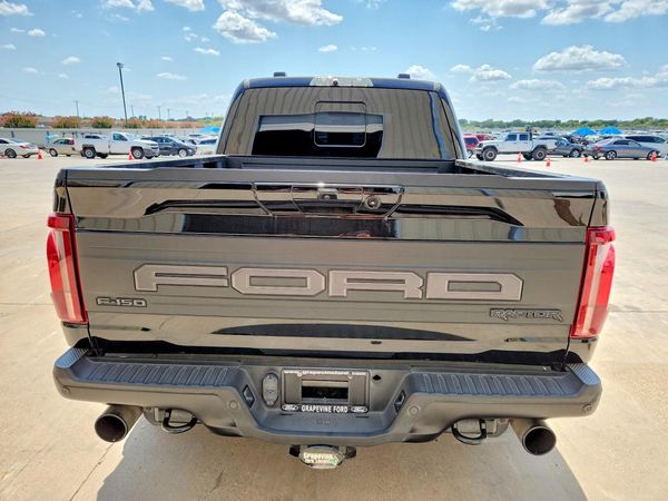 2024 FORD F150