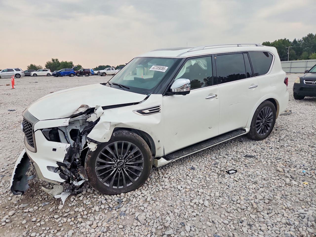 2024 INFINITI QX80