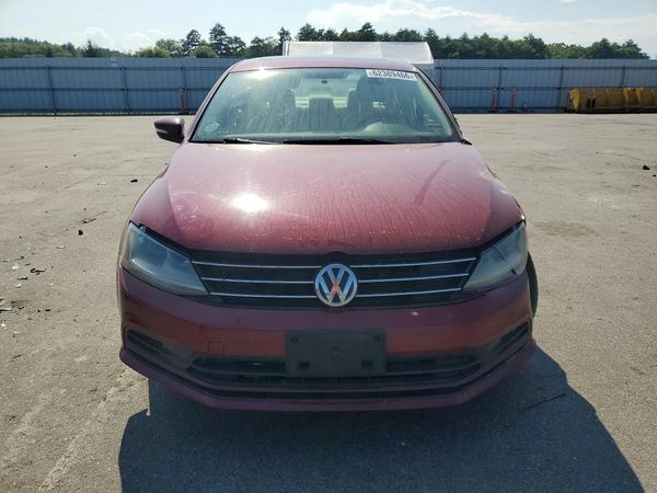 2017 VOLKSWAGEN JETTA SE