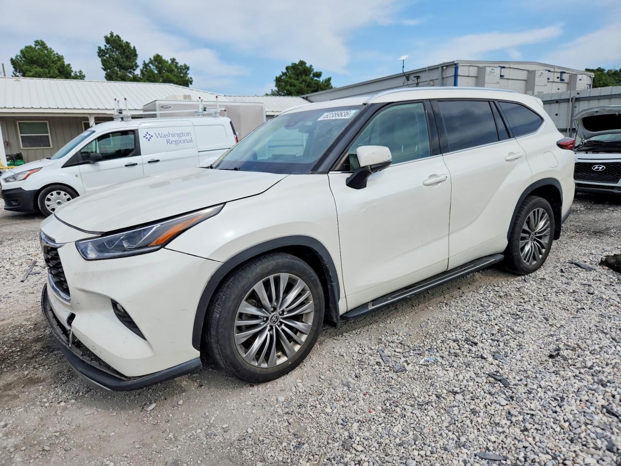 2020 TOYOTA HIGHLANDER Platinum
