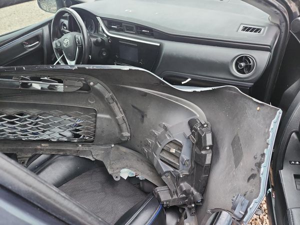 2018 TOYOTA COROLLA