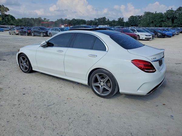 2016 MERCEDES-BENZ C C300