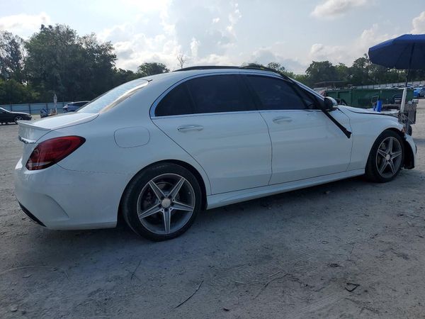 2016 MERCEDES-BENZ C C300