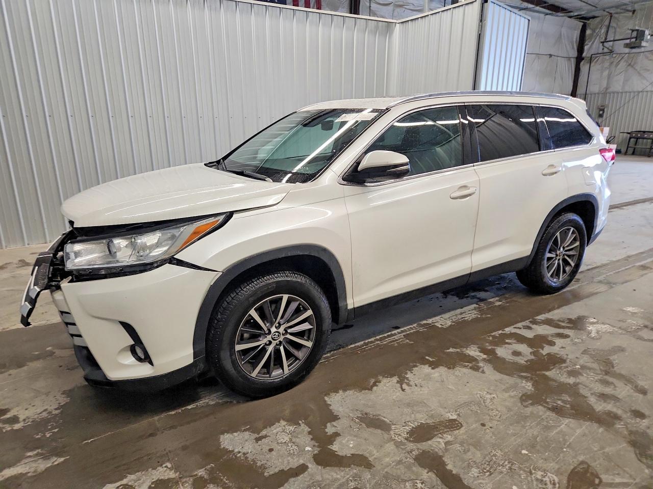 2019 TOYOTA HIGHLANDER SE/XLE