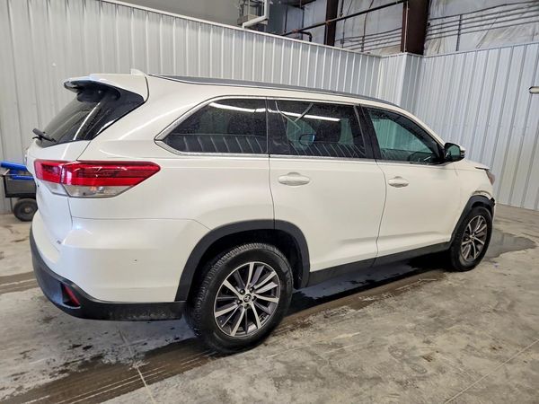 2019 TOYOTA HIGHLANDER SE/XLE