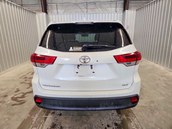 2019 TOYOTA HIGHLANDER SE/XLE