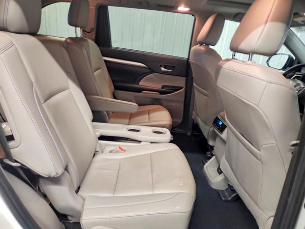 2019 TOYOTA HIGHLANDER SE/XLE