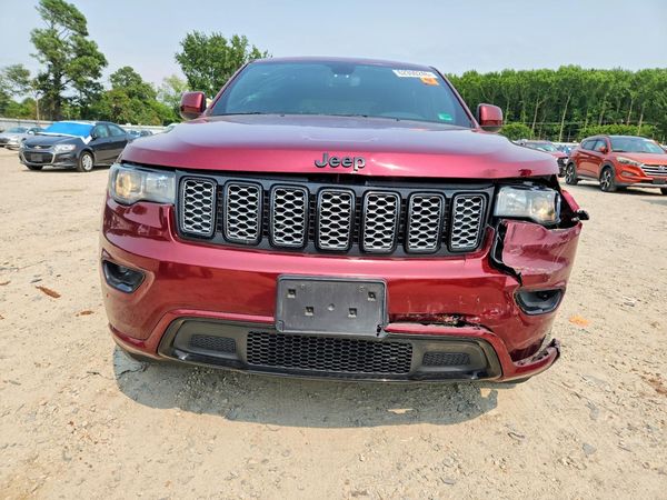 2020 JEEP GRAND CHEROKEE LAREDO 4X4