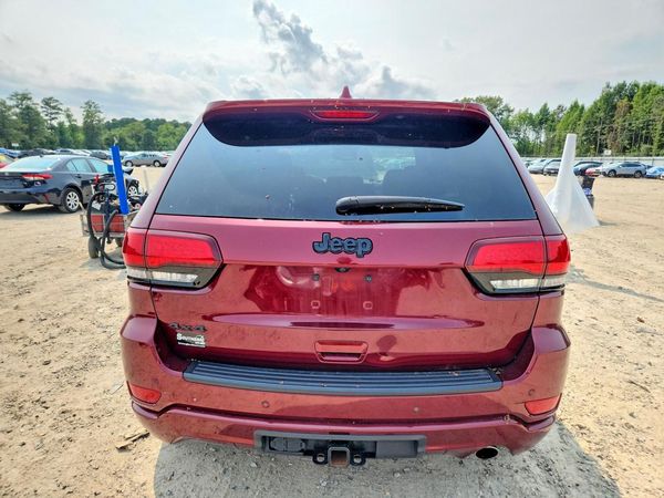 2020 JEEP GRAND CHEROKEE LAREDO 4X4