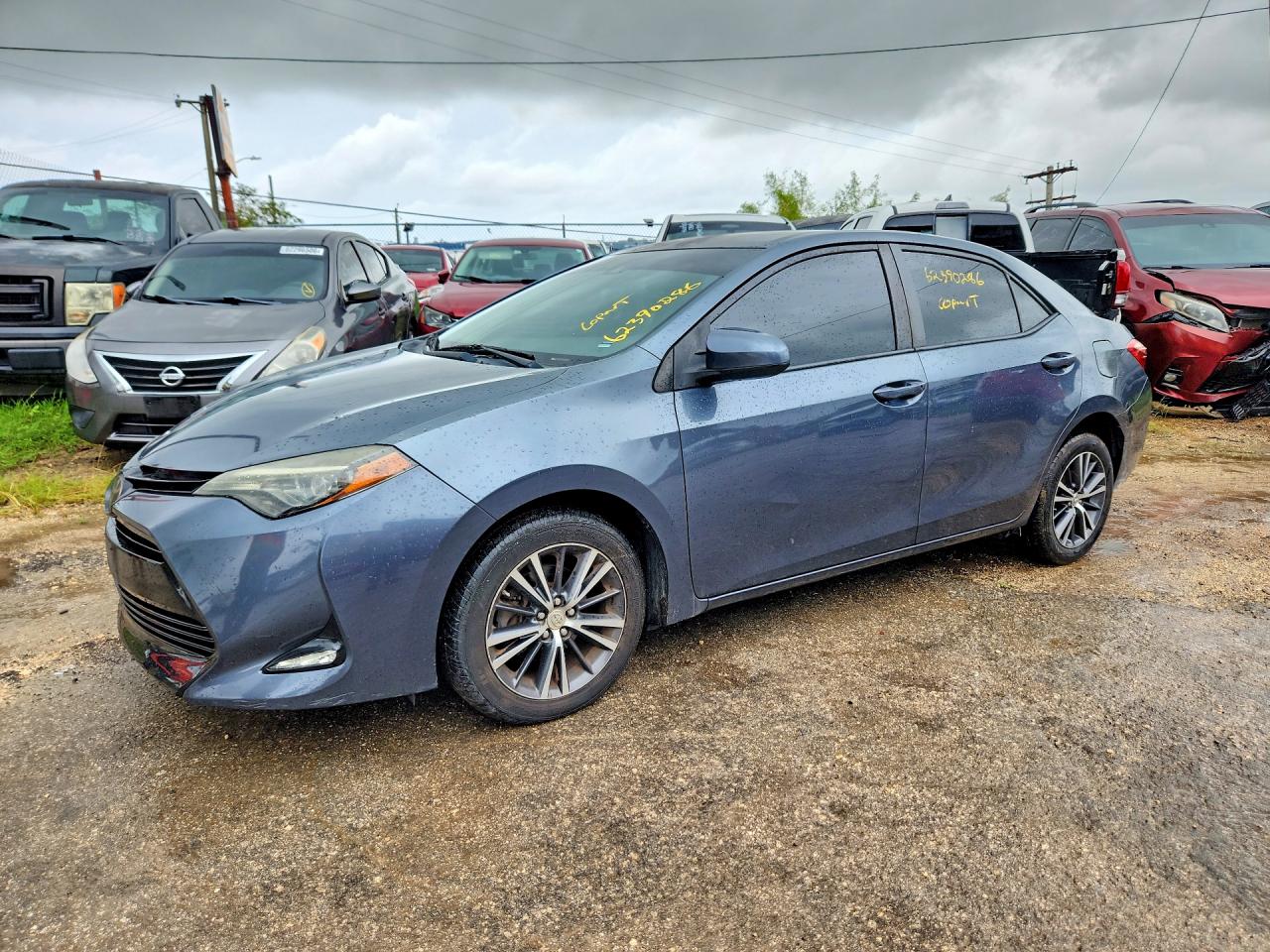 2018 TOYOTA COROLLA L/LE/SE/XLE/XSE — Front 3/4
