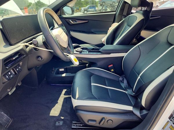 2025 KIA EV6