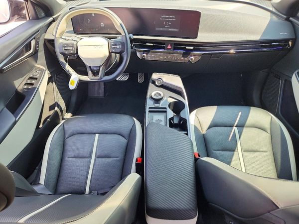 2025 KIA EV6