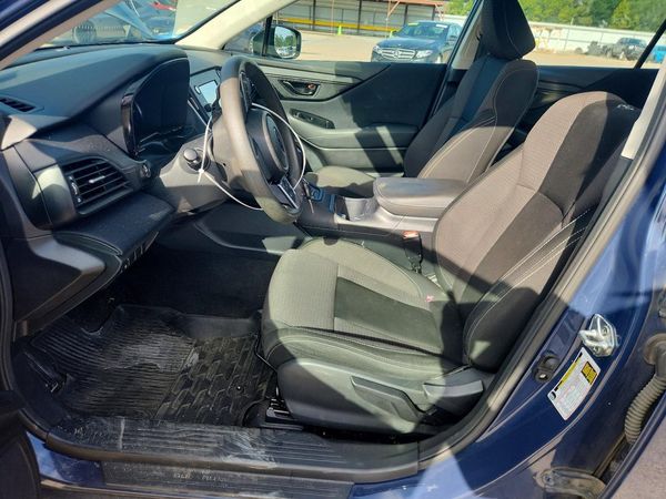 2023 SUBARU OUTBACK Base
