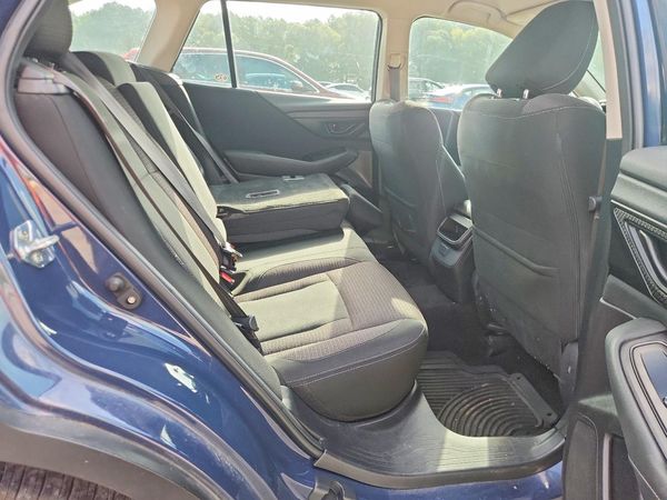 2023 SUBARU OUTBACK Base