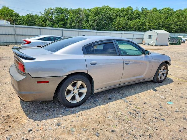 2014 DODGE CHARGER SE