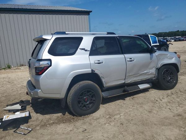 2018 TOYOTA 4RUNNER