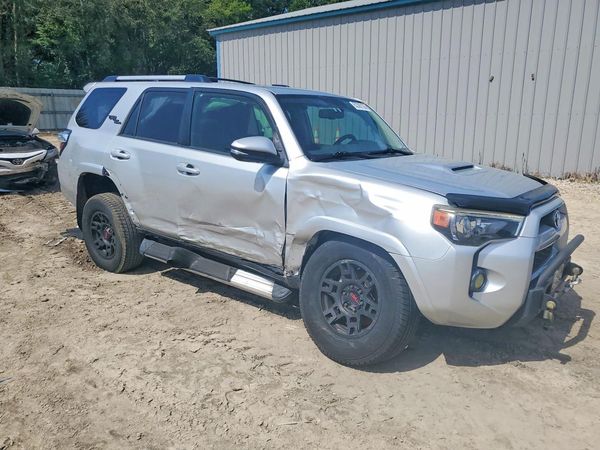 2018 TOYOTA 4RUNNER