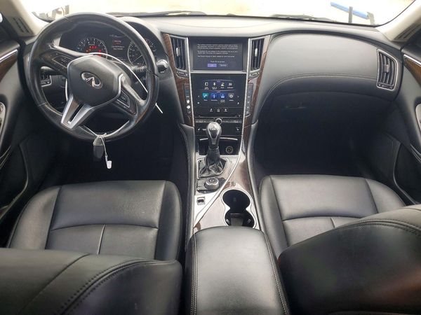 2018 INFINITI Q50
