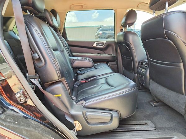 2020 NISSAN PATHFINDER SL