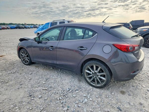 2018 MAZDA 3