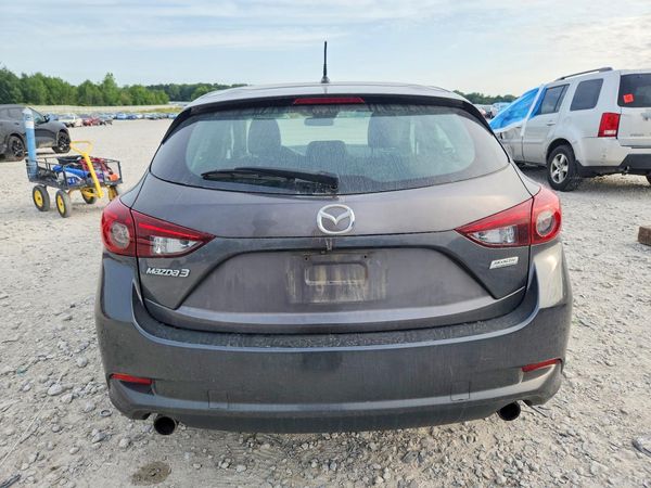 2018 MAZDA 3