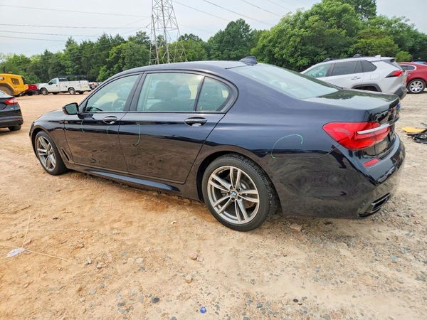 2019 BMW 750